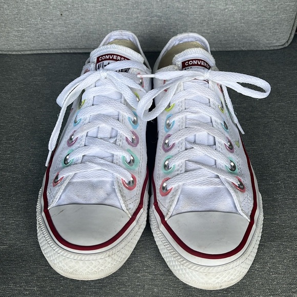 CONVERSE ALL STARS CHUCK TAYLOR’S SHORELINE LOW TOP - Picture 2 of 9